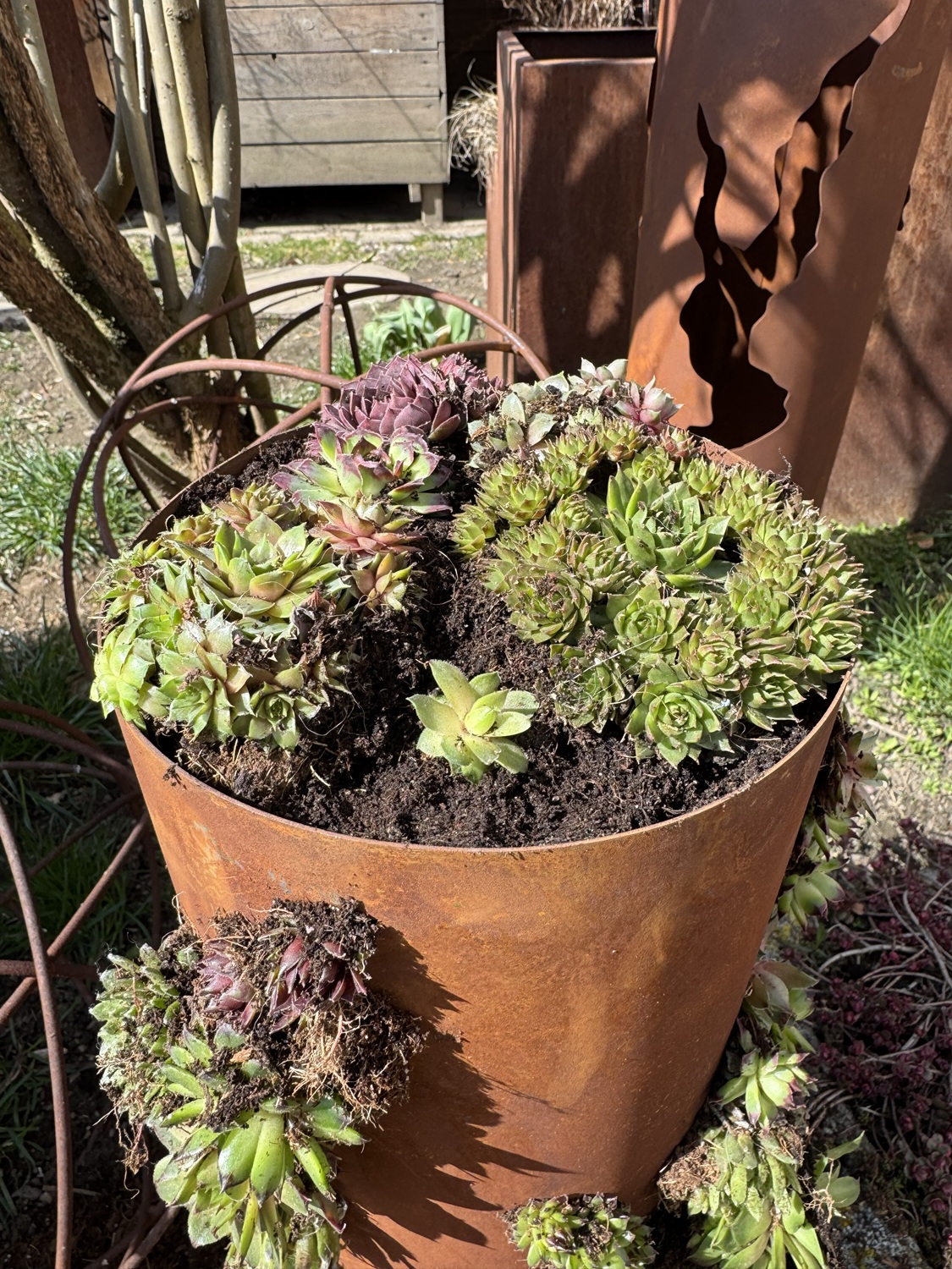 Edelrost Säule Blitz groß mit Standplatte (D27cm) - Höhe 80 cm