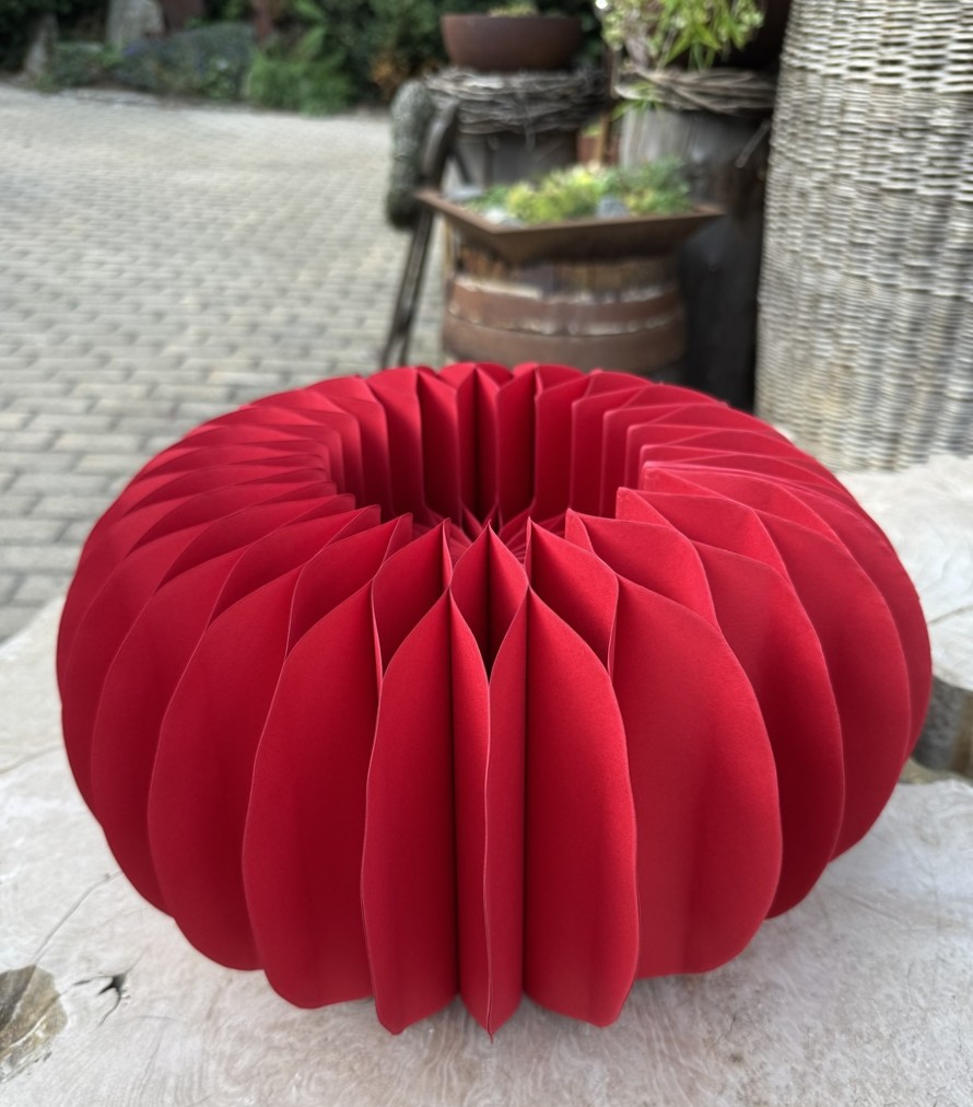 Papiersockel Rot groß zum Auffalten – Ø ca. 36 cm