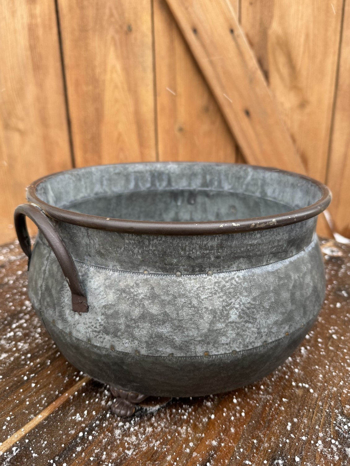 Zink Topf Serita mittel mit Henkeln und Standfüßen - Durchmesser 25,5 cm
