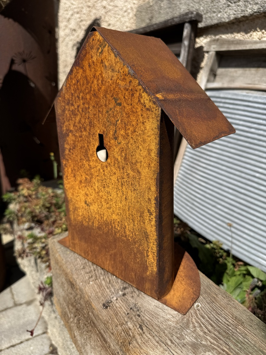 Edelrost Vogelhaus halbrund für die Wand - Höhe 26,5 cm