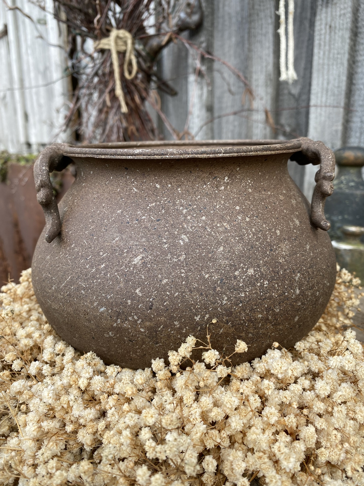 Rost Topf bauchig mit seitlichen Griffen - Höhe 11 cm