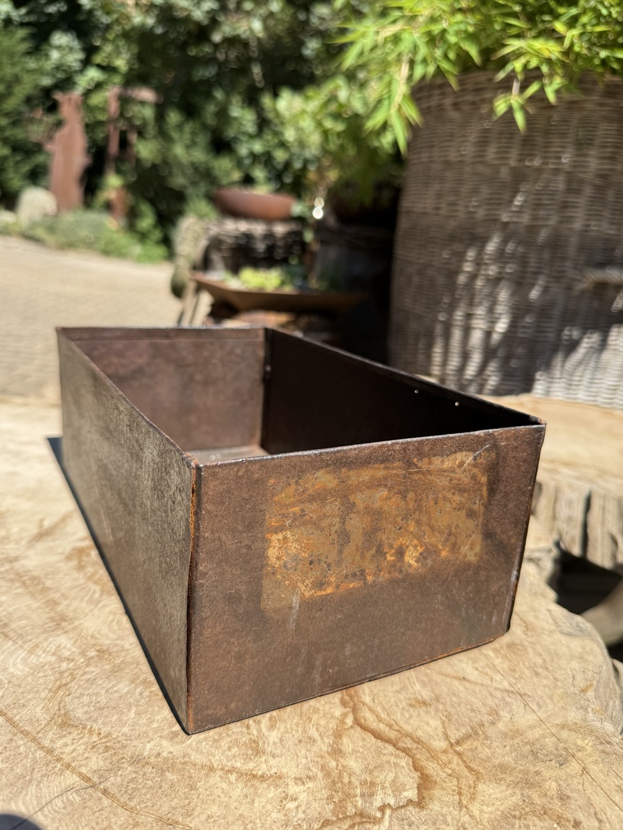 Vintage Zink Kasten rostfarben mit Patina - Länge ca. 28 cm