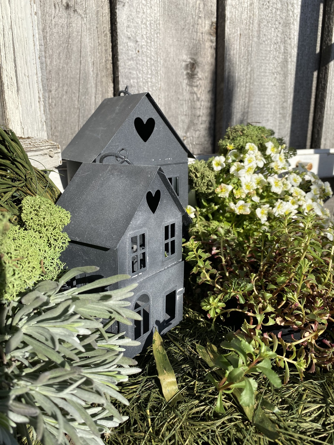 Windlicht Haus grau klein für Teelichter - Höhe 14 cm | 570247GK