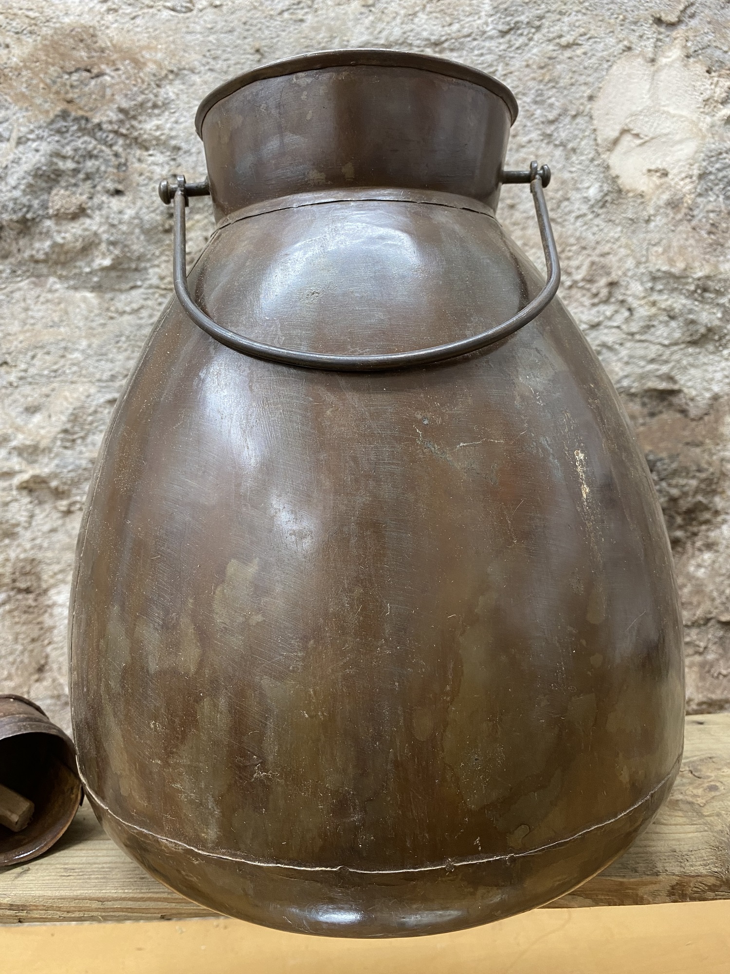 Eisen Kanne Nostalgie braun mit Henkel - Höhe 34 cm