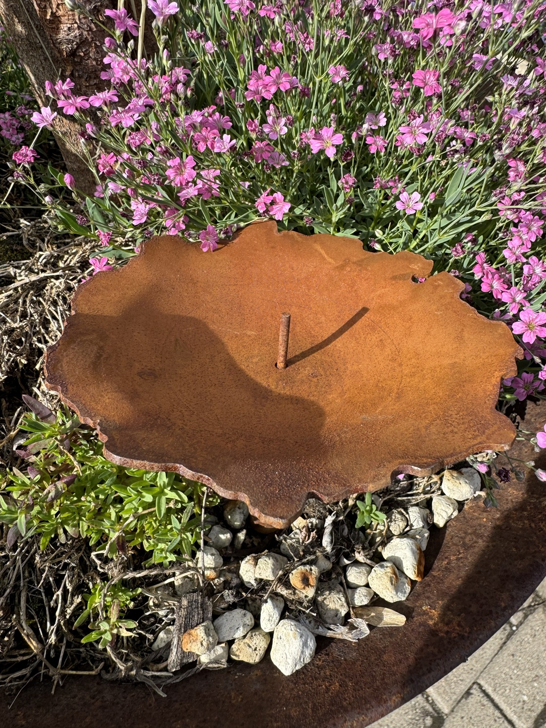 Edelrost Kerzenschale rissige, leicht gewellte Form - Durchmesser 14 cm