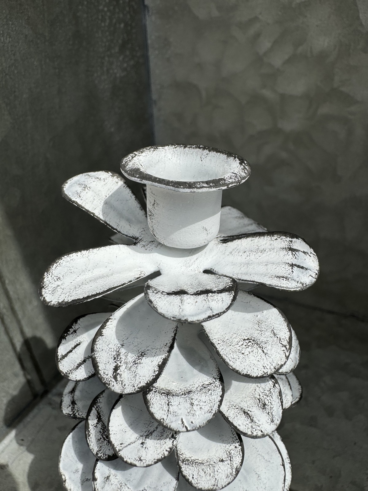 Kerzenhalter Zapfen weiß - Höhe 13 cm