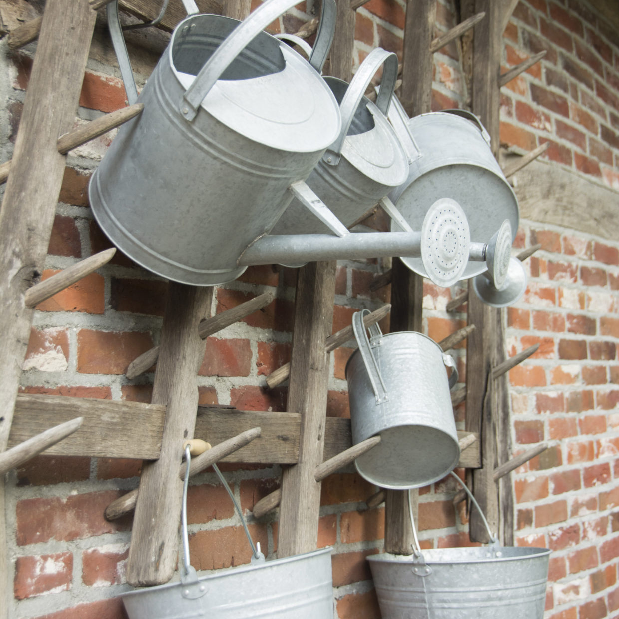 Zink Gießkanne mittel 6,5 Liter mit Brausekopf Liter - Höhe 29 cm