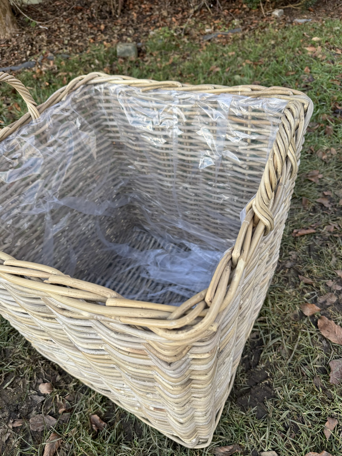Outdoor Rattankorb groß eckig mit Henkeln und Folie - Durchmesser 50 cm