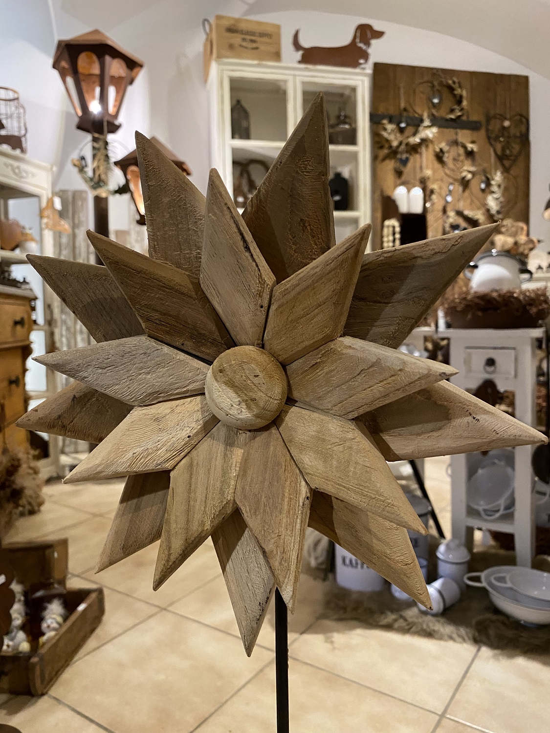 Teak Holz Blume groß auf Standplatte - Höhe 80 cm | 619556