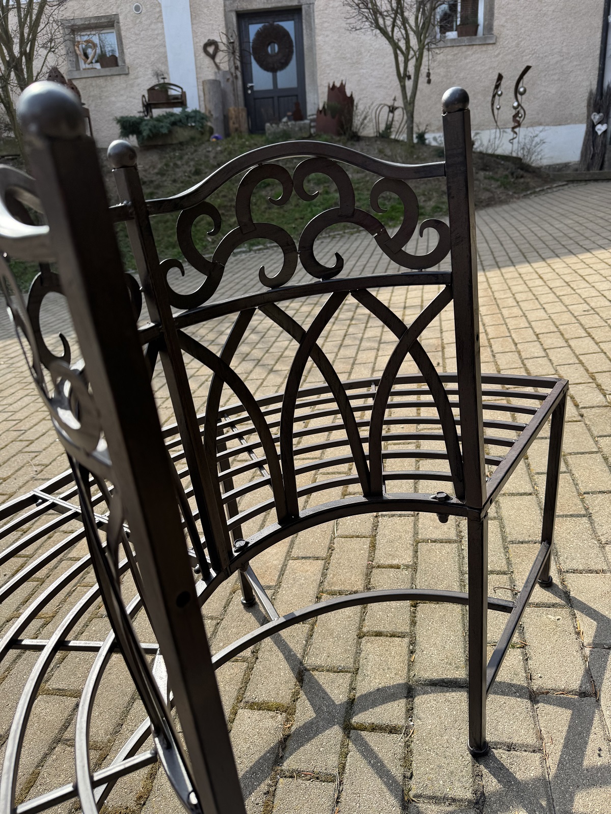 Metall Halbrundbank dunkelbraun lackiert - Höhe 90 cm