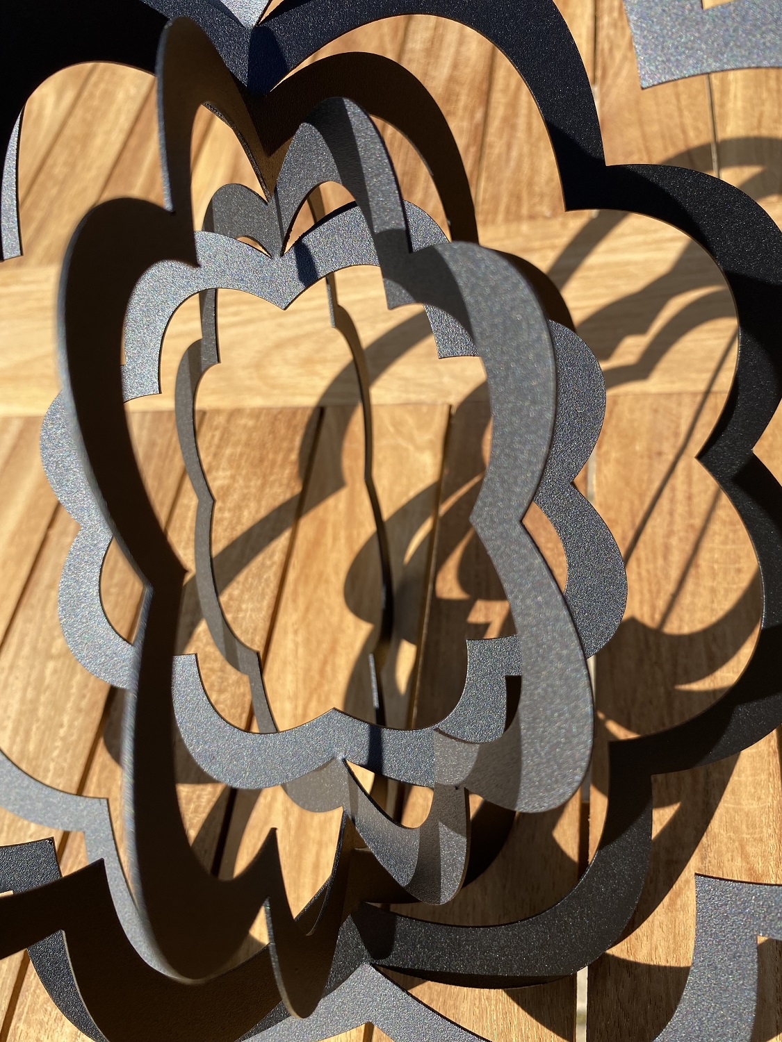 Windspiel Blume schwarz groß zum Hängen