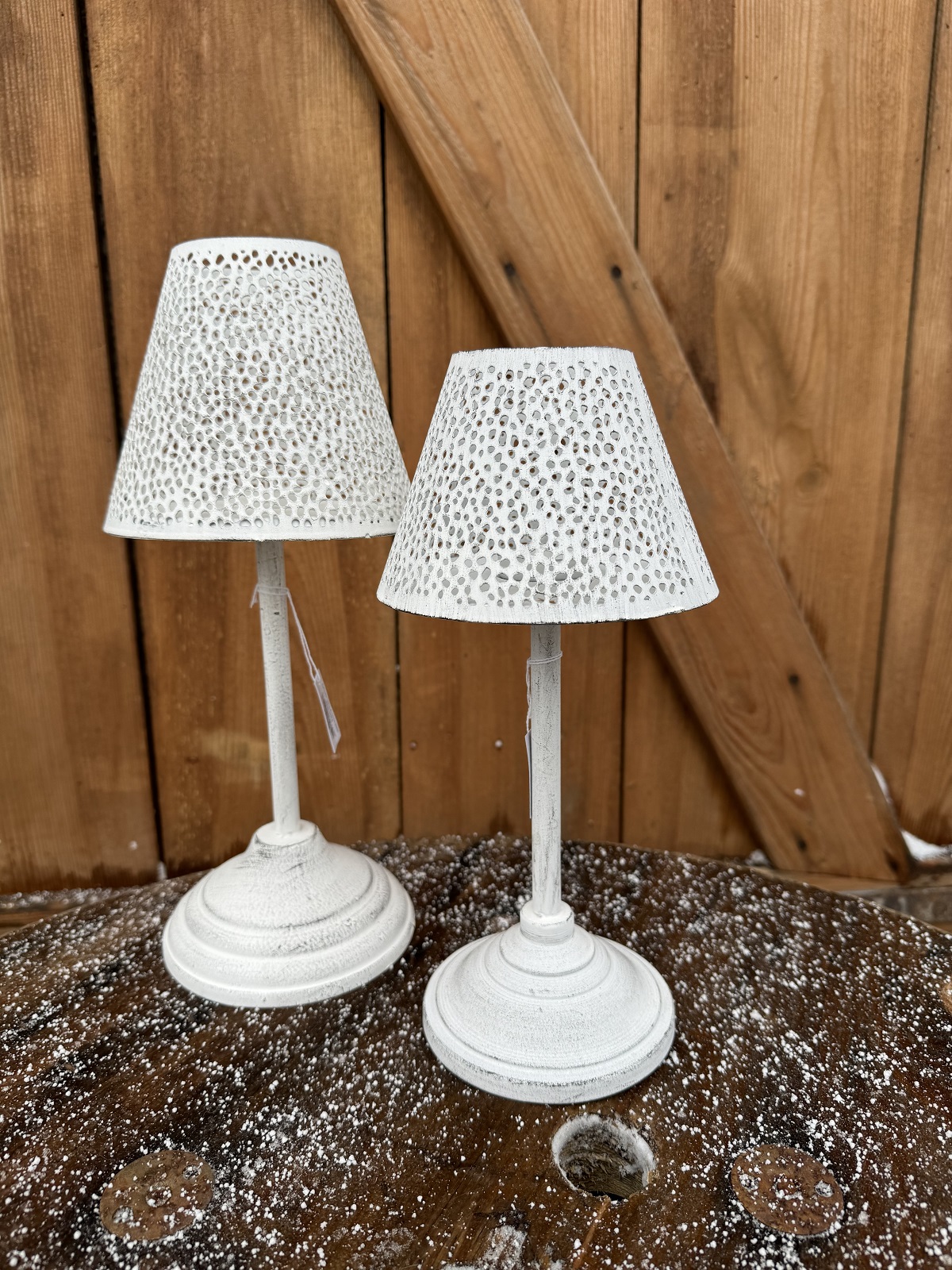 Metall Windlicht Lampe weiß groß mit Fuß - Höhe 35 cm