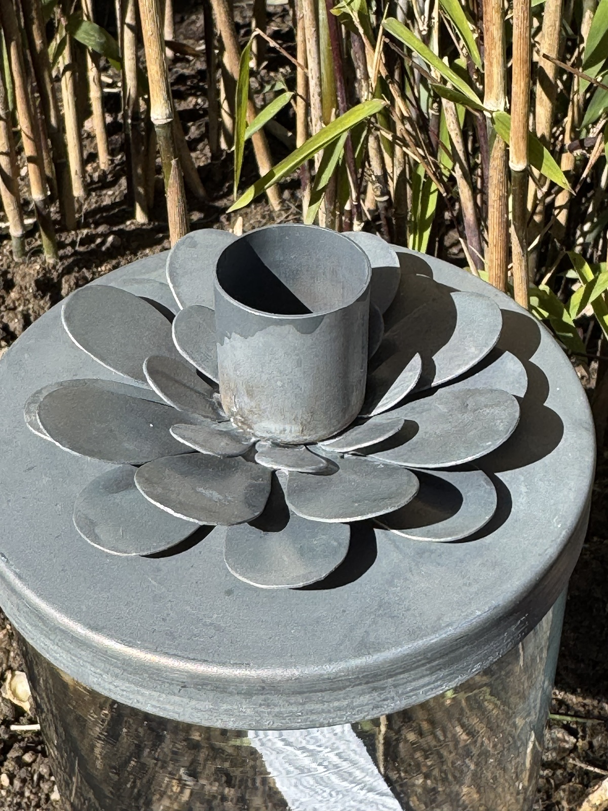 Glas mit Zink Deckel und Blüte für Stabkerzen - Höhe ca. 14 cm