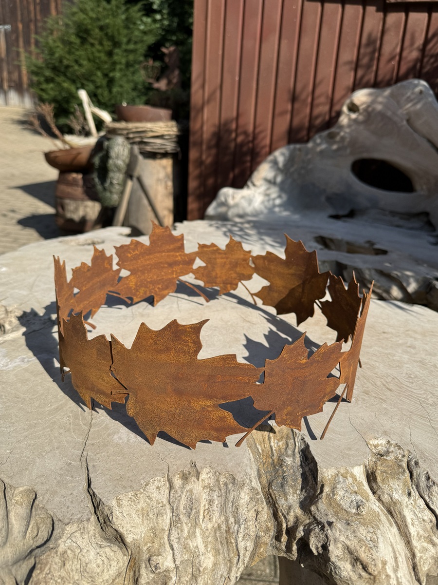 Edelrost Deko-Ring mit Ahornblättern - Durchmesser 30 cm