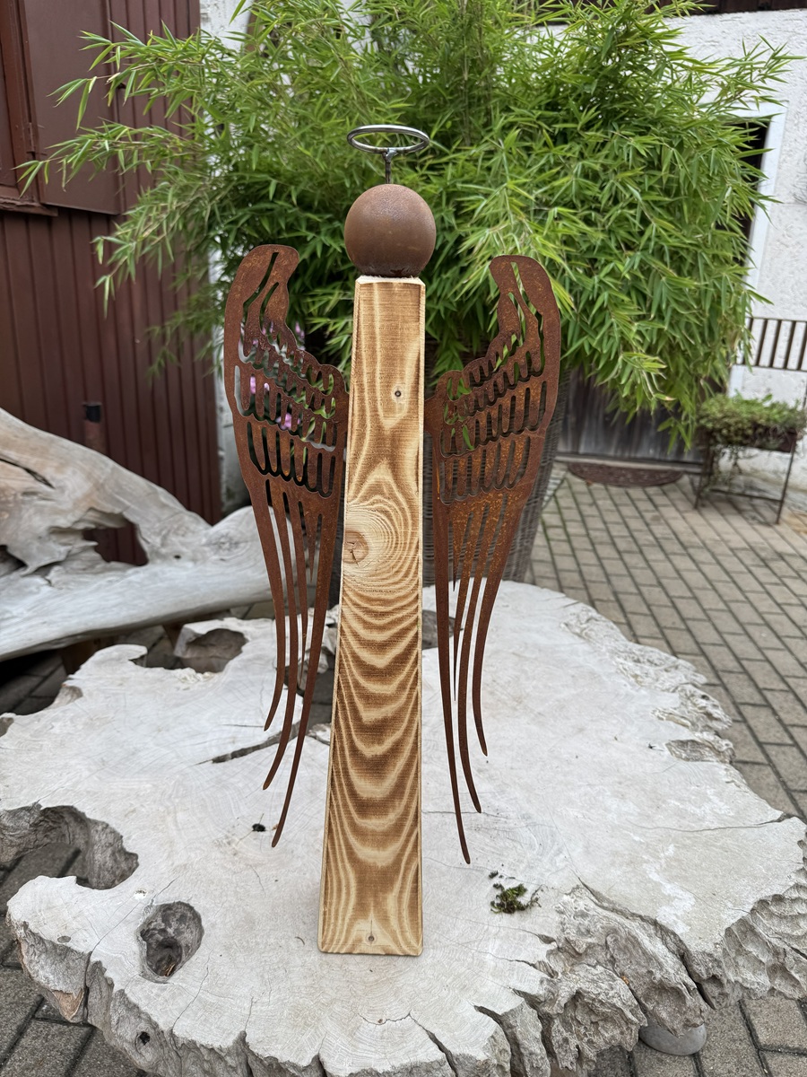 Edelrost / Fichtenholz Engel Anna - Höhe ca. 65 cm