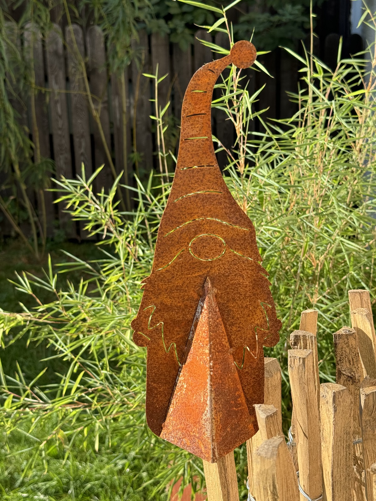 Edelrost Zaunfigur Wichtel Wendolin - Höhe 33 cm