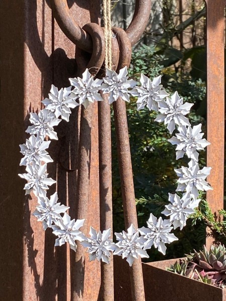 Metall Kranz Weihnachtsstern weiß gewischt - Durchmesser 20 cm