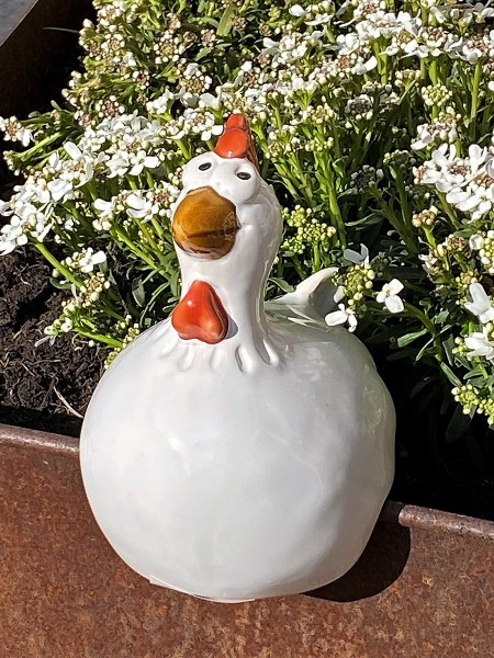 Keramik Topfsitzer Huhn Hannelore weiß - nach vorne blickend