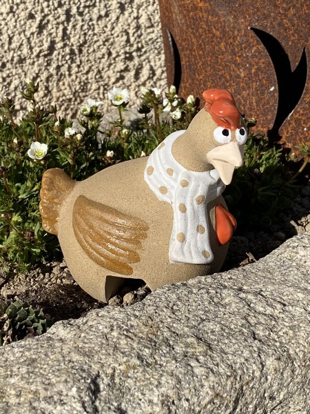 Keramik Kantenfigur Huhn Hilda mit Halstuch weiß - Höhe 15 cm