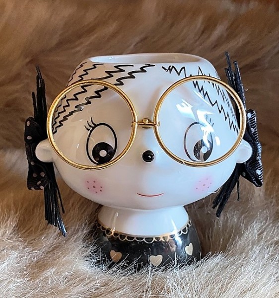Keramik Gefäß Mädchen Trend Style mit Brille groß - Höhe 13 cm