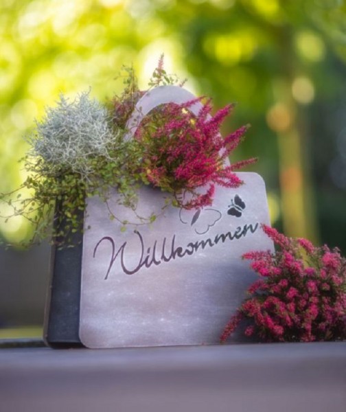 Patina Grau Pflanz-Tasche mit Schmetterling Willkommen klein