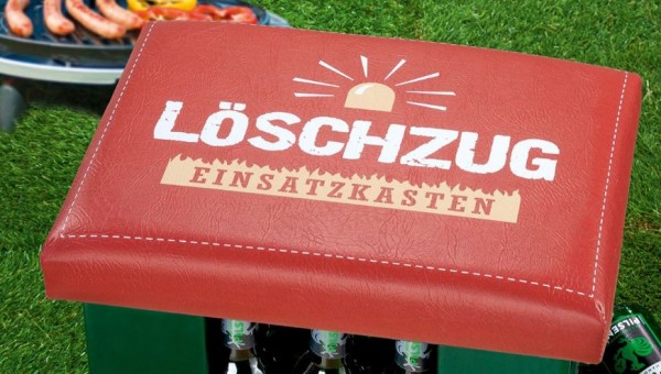 Kunststoff Sitzpolster Aufsatz für Getränke- / Bierkisten mit Spruch - Löschzug