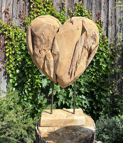 Teak Holz Herz geschlossene Form groß auf Standplatte - Höhe 60 cm